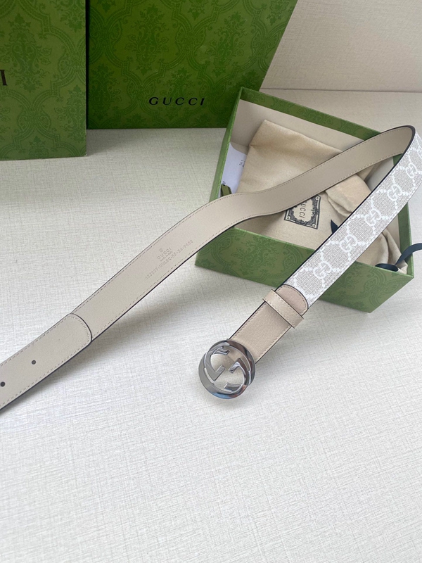 グッチベルト激安着用イメージ